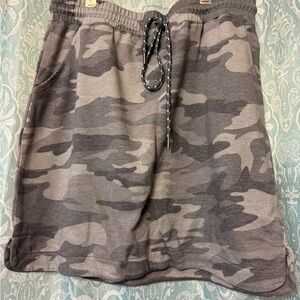 Maurices Gray Camo Skirt